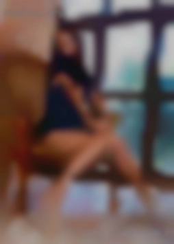 Physically, I'm a big from Owensboro, KY girl (size 18 ).